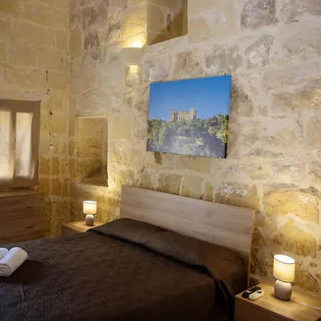 Elegant In Ta' + Pool Βίλα Kerċem