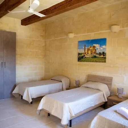 Elegant In Ta' + Pool Villa Kerċem